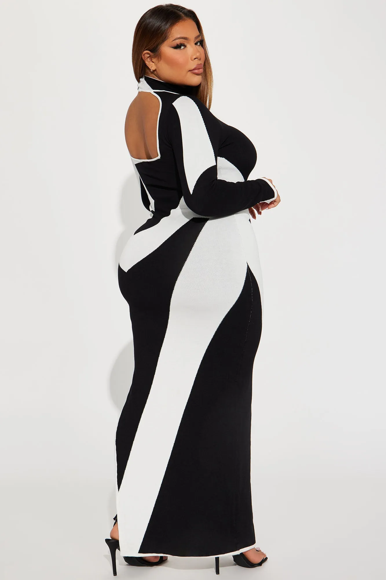 Abstract Long Sleeve Maxi Dress - Black/White