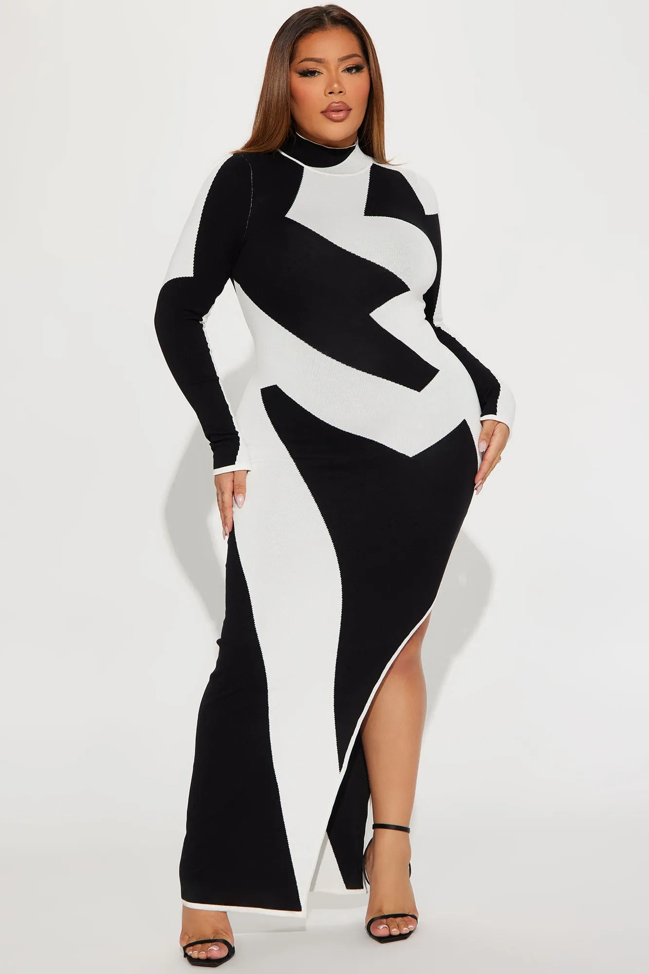 Abstract Long Sleeve Maxi Dress - Black/White