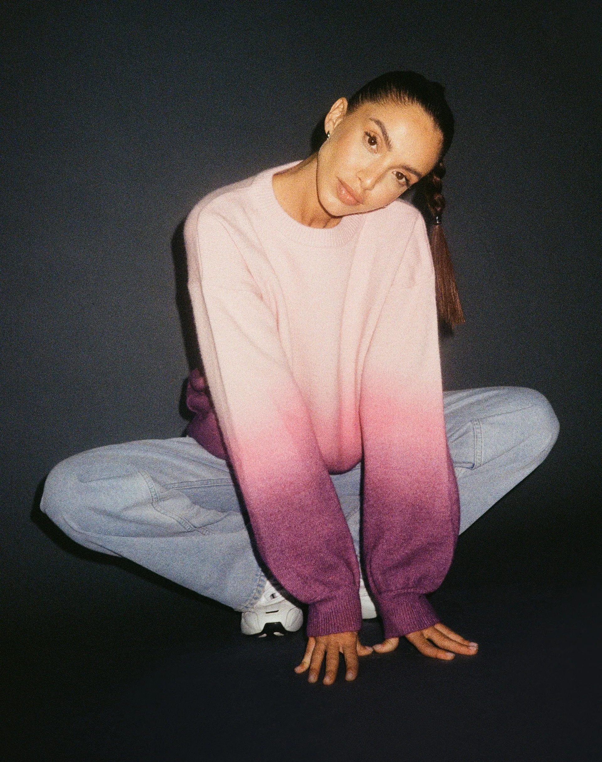Akari Jumper in Gradient Pink