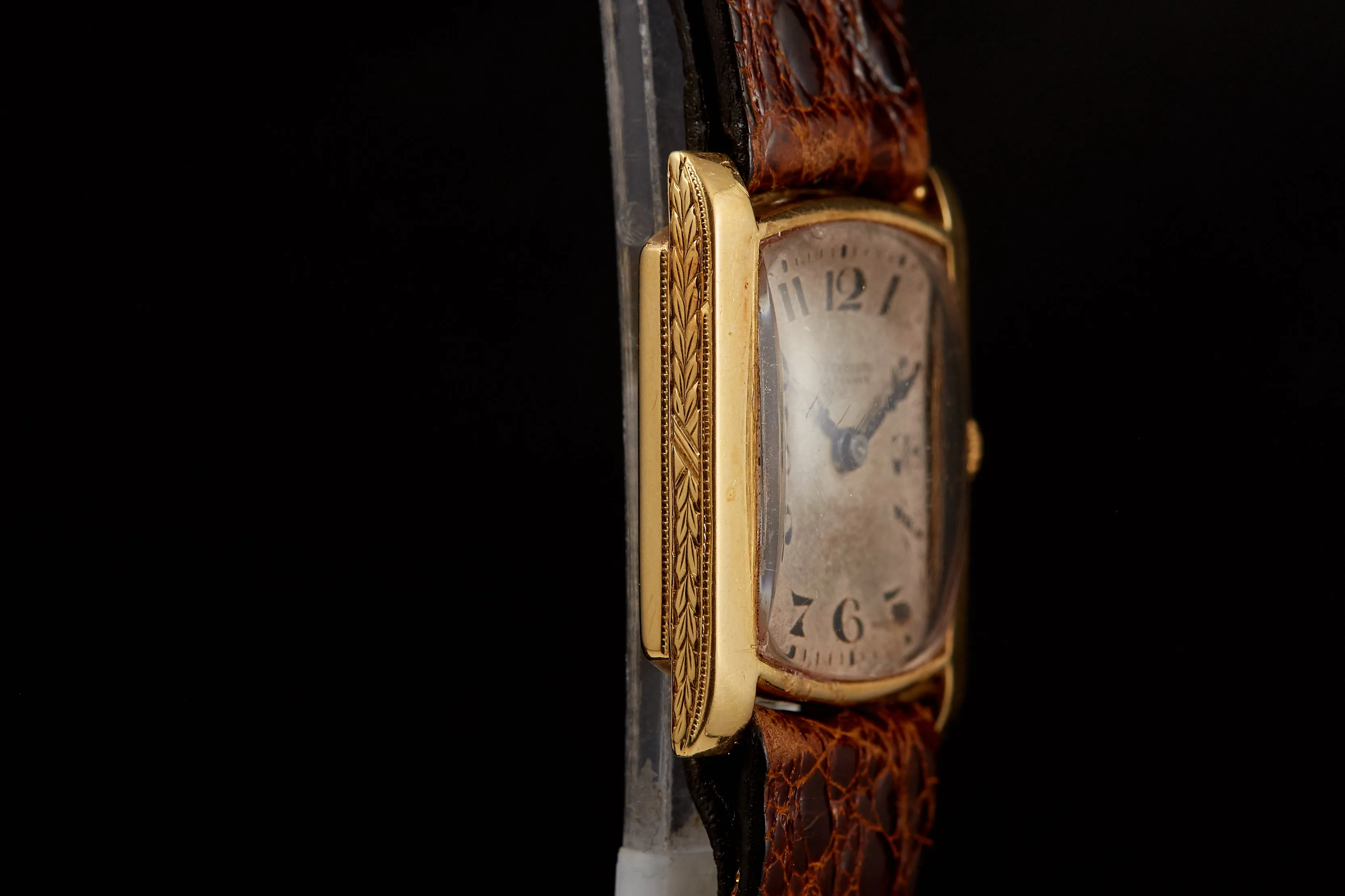 A.L. Emeraude Gent's Yellow Gold Tank Watch