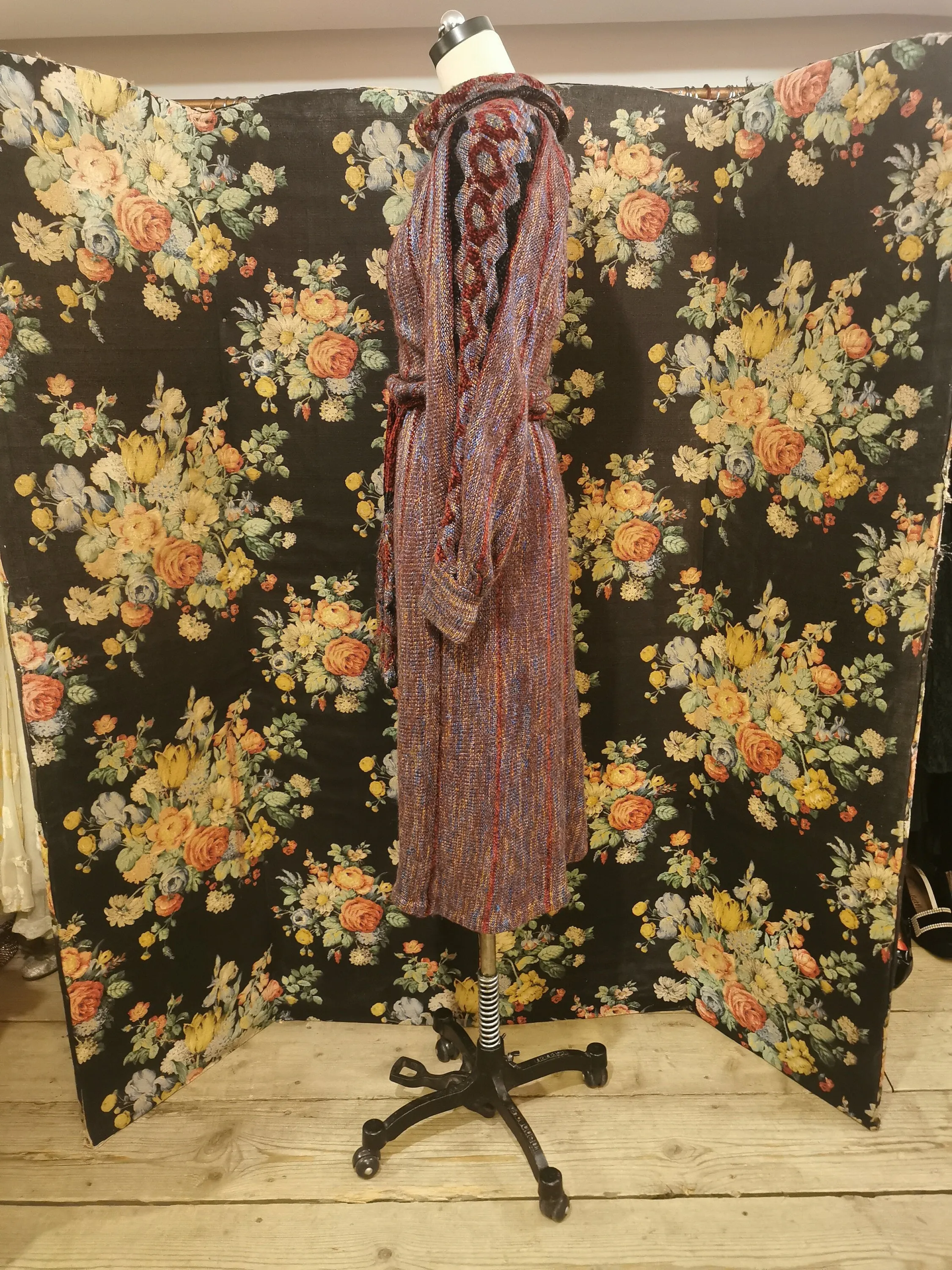 Amazing sweater dress unlabeled but very bill gibb