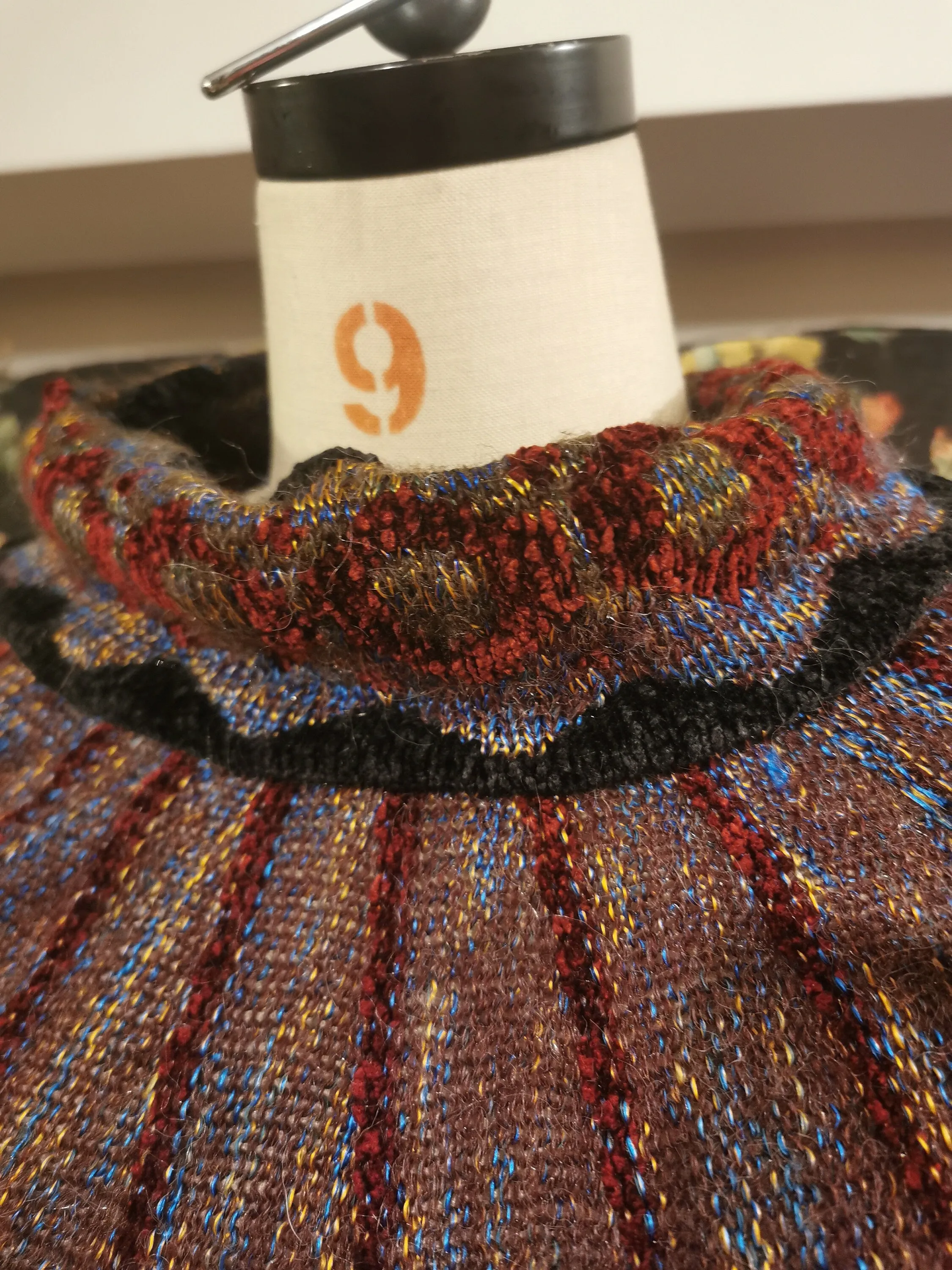 Amazing sweater dress unlabeled but very bill gibb