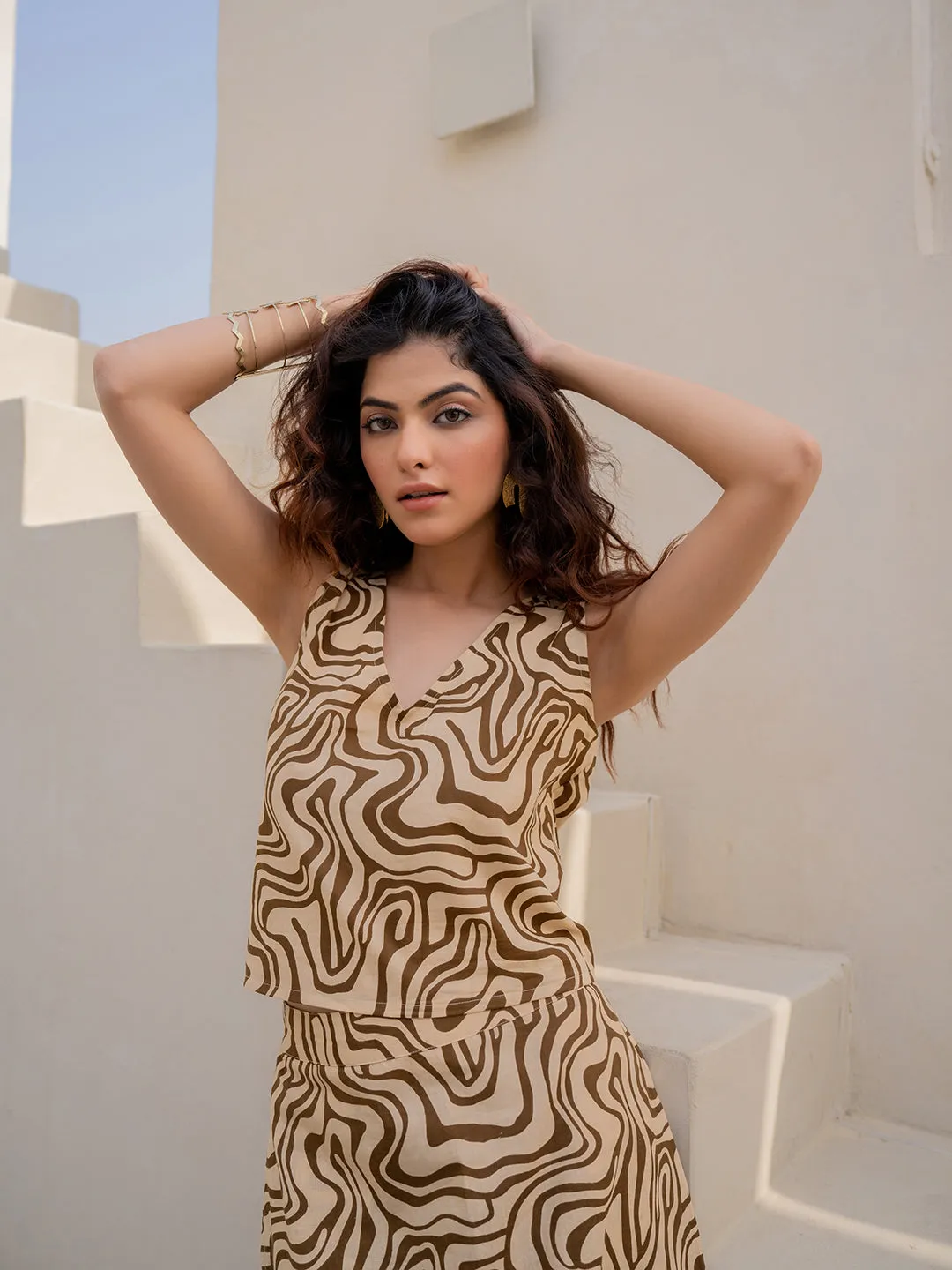 Fluid Wave Caramel Cream Long Skirt Set