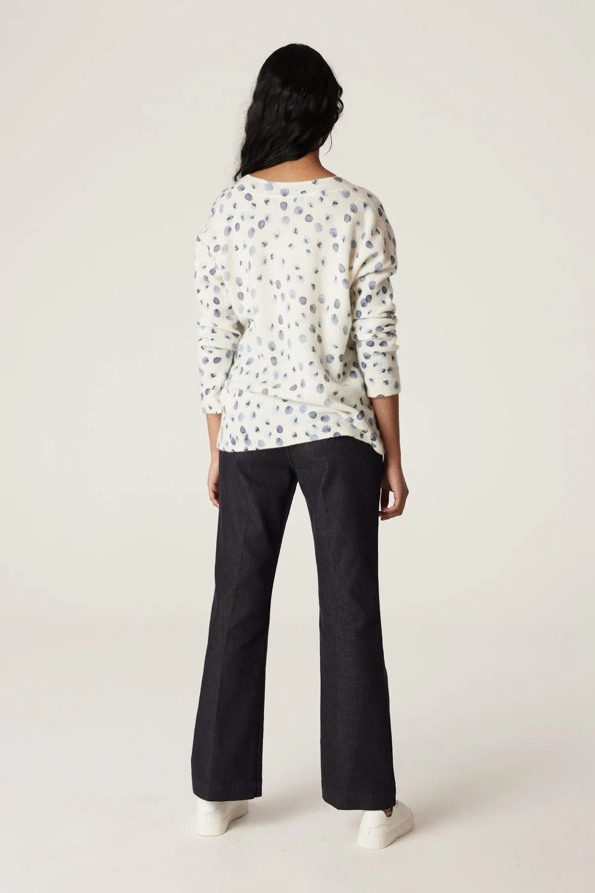 Luna V Neck Jumper - Luna Spot