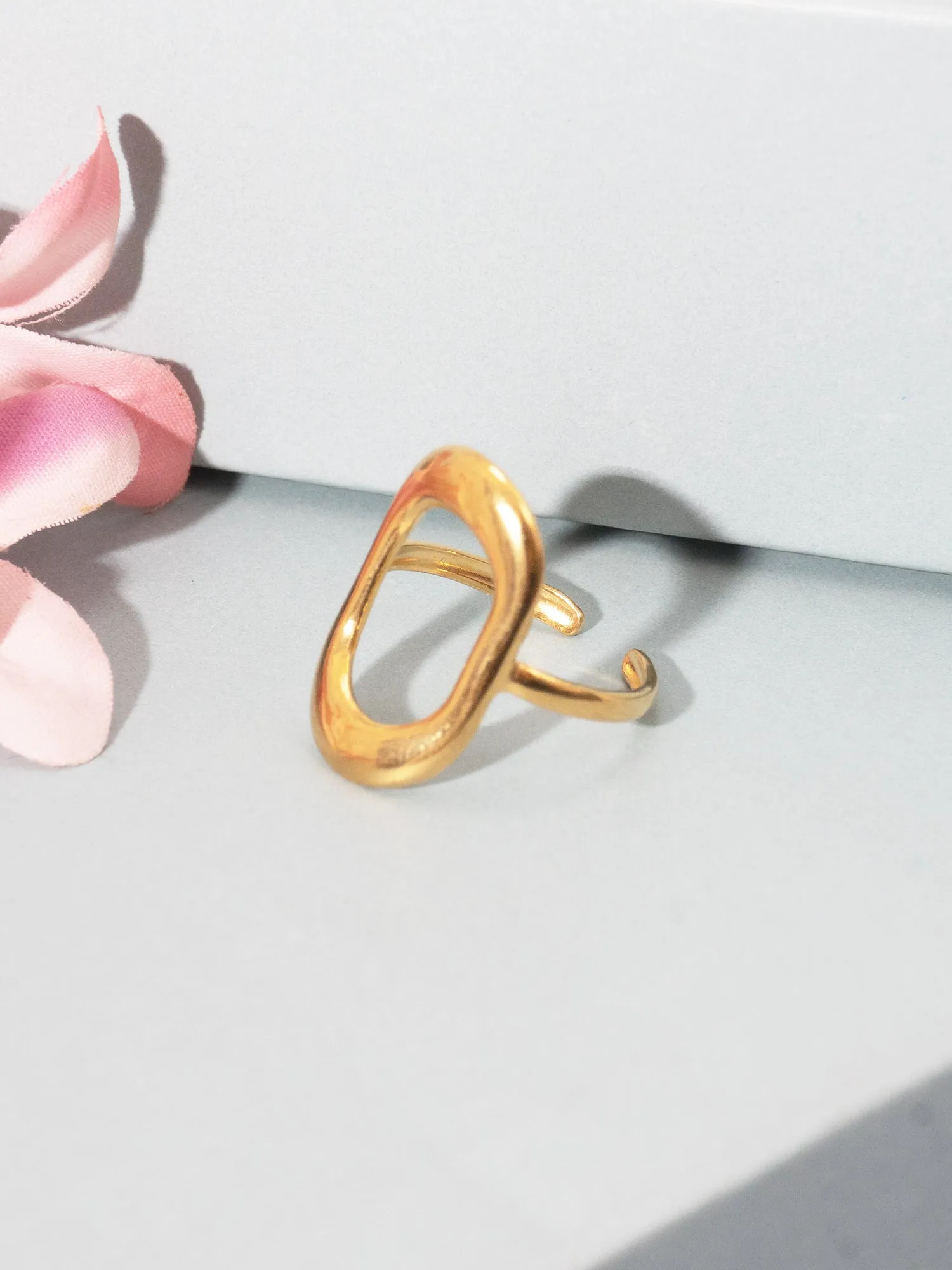 Modern Gold-Plated Anti Tarnish Ring with Striking Hollow Design