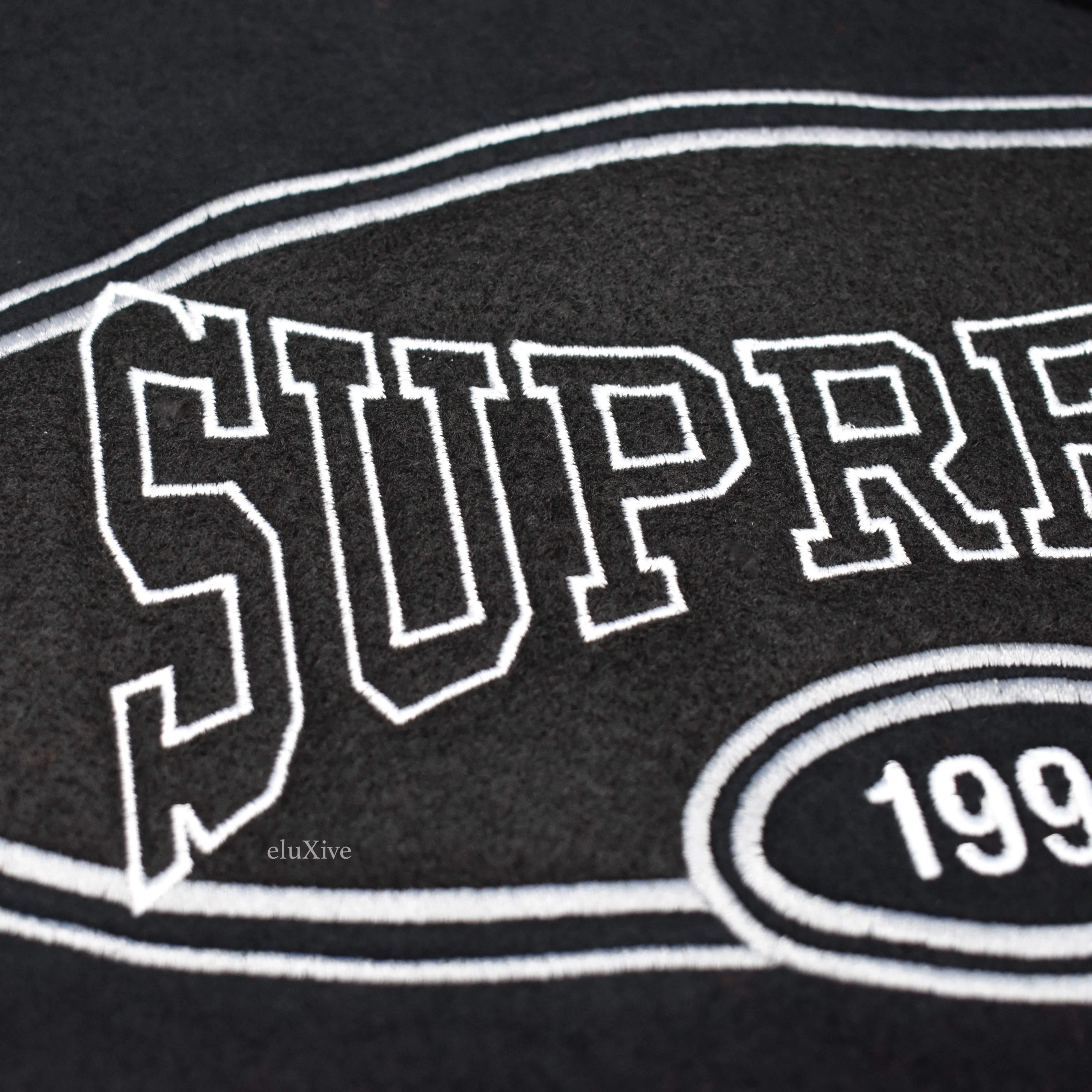 Supreme - Black Reverse Fleece Logo Hoodie